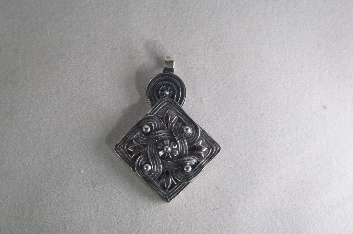 DSC08359 silver pendant