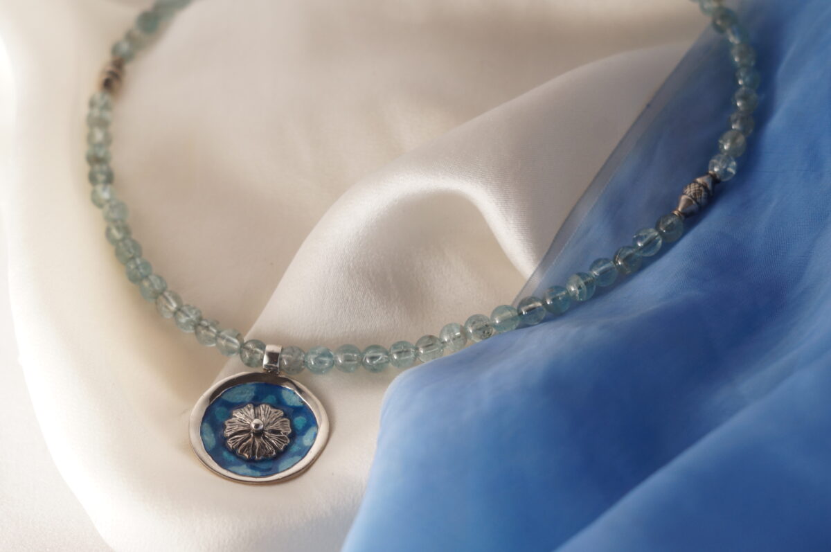 DSC08940 Necklace with Pendant