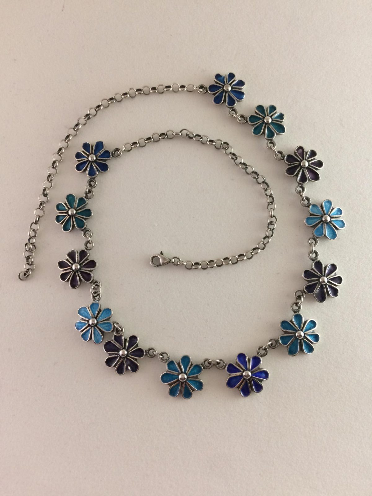 Silver Necklace 17aa Silver Necklace