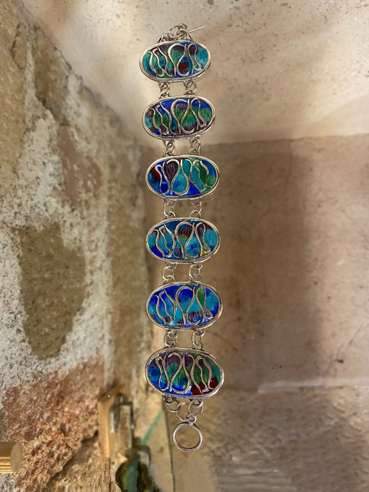 428876E5-4F60-4E9C-BF0D-FB47A3AAD623 Enamelled waves - Image 1