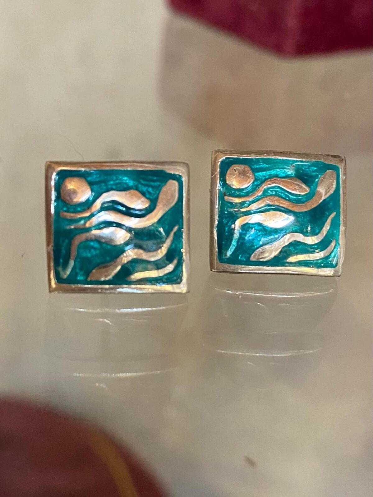 FA53109D-2B99-4839-9D3D-43165ED503C0 Square earrings - Image 1