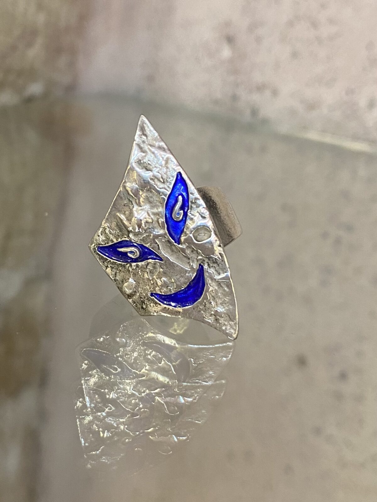 IMG_8487 blue mask - Image 3