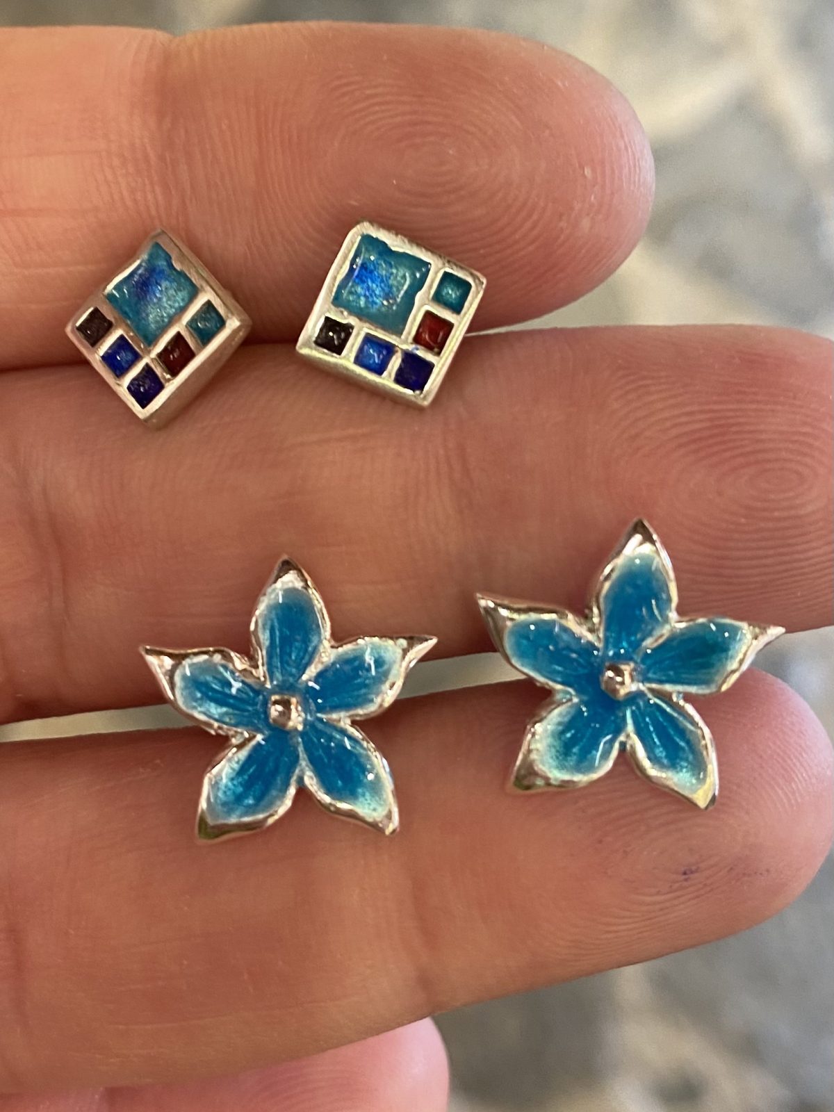 IMG_5892 Two pairs of earrings - Image 1