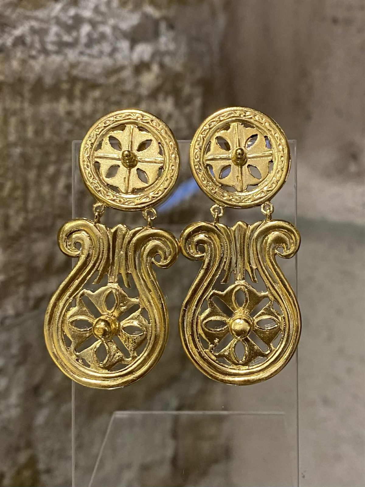 att.9-pp5ueEVhZPDgc2GhSWIzIa7hiJ9o8U_EQBvETPbXs Lyra earrings - Image 1