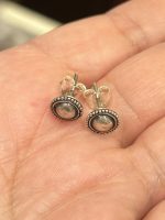 post earrings - Image 2