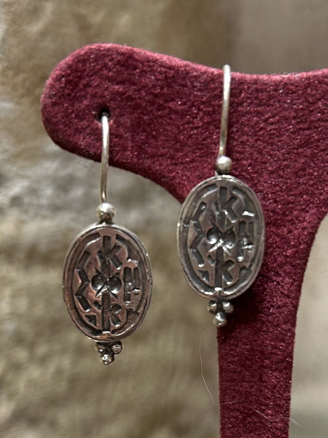 IMG_1631 oval crest - Image 1