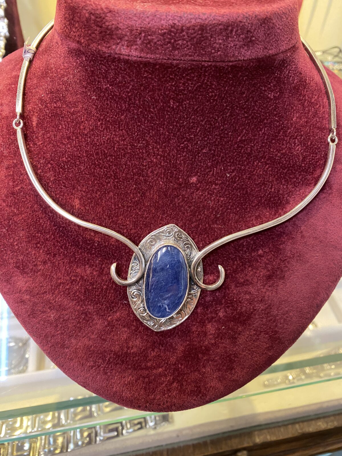 blue dream necklace - Image 1